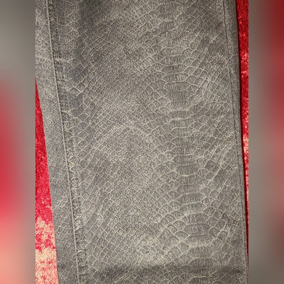 H&M Snake Prints Skinny Jeans - Picture 3 of 4